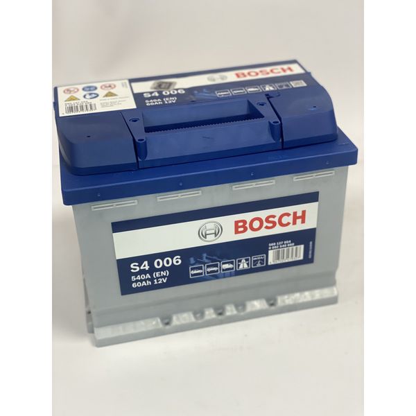 Автомобільний акумулятор BOSCH 60Ah 540A R+ (правий +) L2 (S40 050) 564958891523 фото
